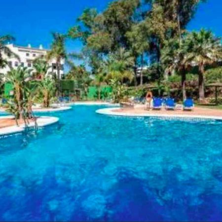 Puerto Banus With Private Garden Apartment Марбеля Екстериор снимка